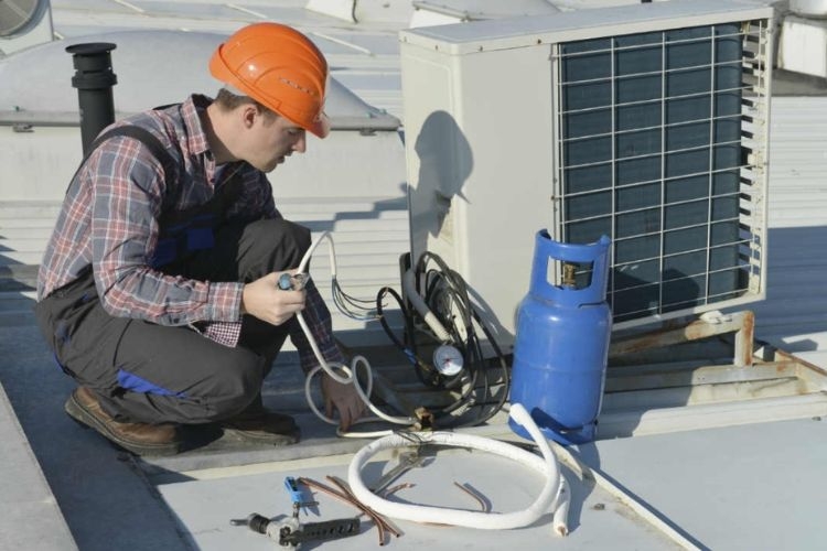Sửa chữa, nạp lại gas làm lạnh cho thiết bị