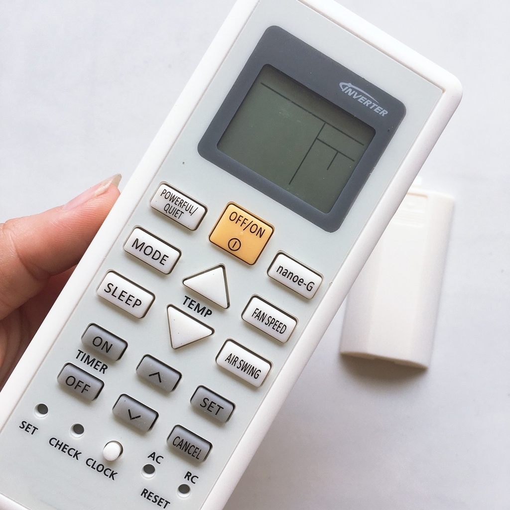 AIR SWING - nút điều chỉnh gió thổi