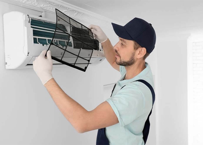 Vệ sinh và bảo dưỡng thường xuyên