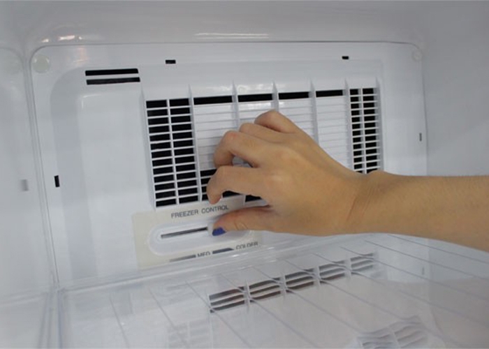 Tắc ống lưu thông hơi lạnh