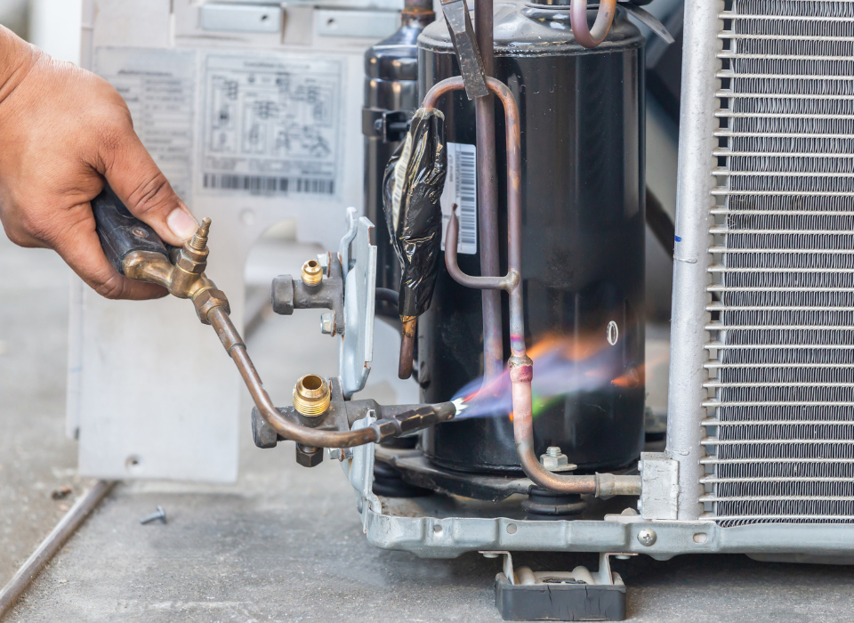 Ống đồng bị rò rỉ gas