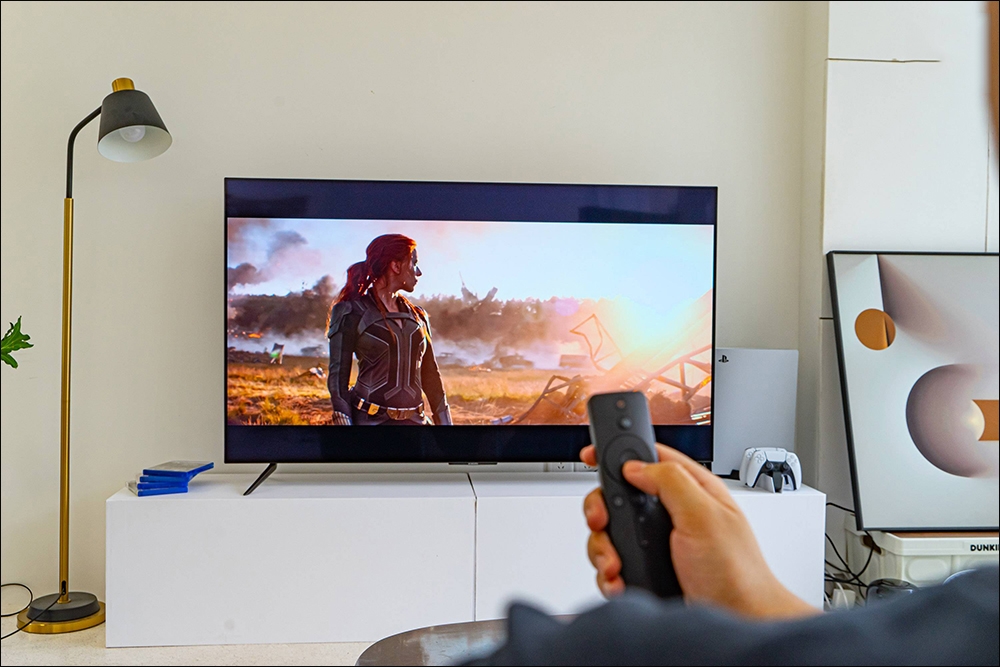 những lưu ý khi sử dụng tivi và điều khiển