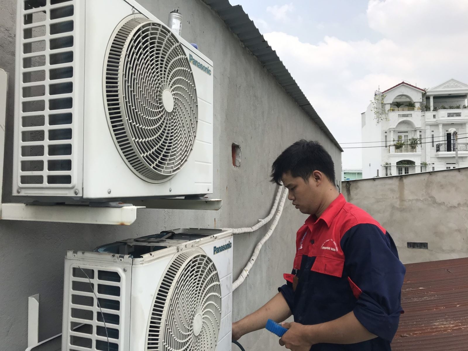 Tại sao điều hòa Daikin báo lỗi đèn thời gian và cách khắc phục nhanh nhất