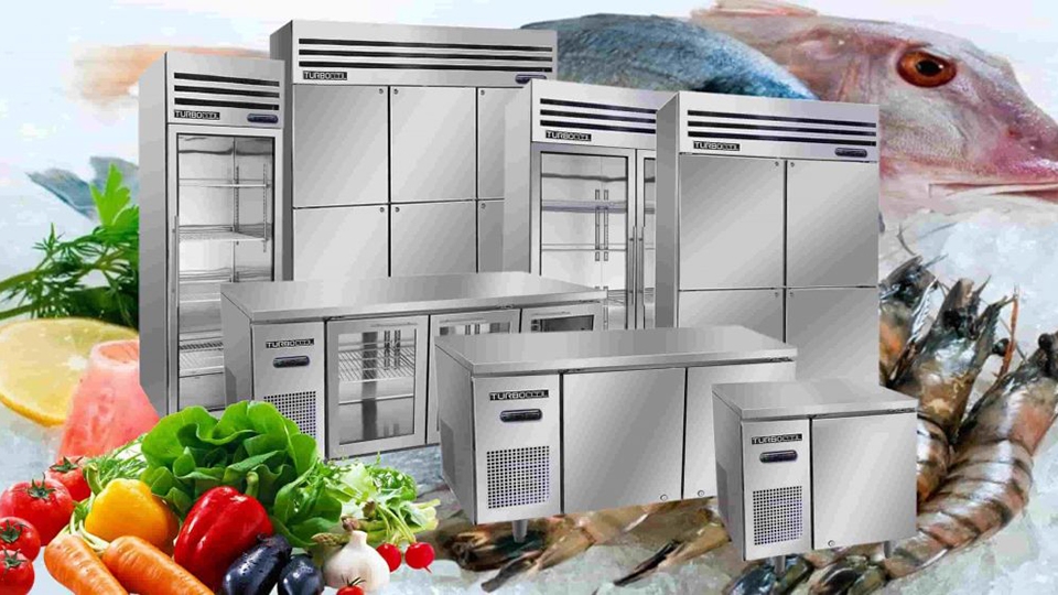 Tủ mát công nghiệp có khả năng lưu trữ được đa dạng loại thực phẩm.