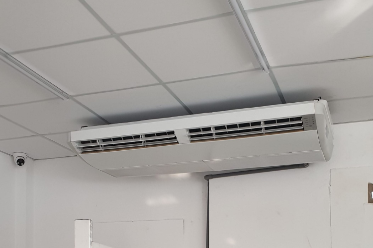 So sánh máy lạnh âm trần và áp trần