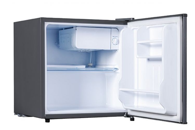 Nên chọn tủ lạnh mini có khay đựng thủy tinh chịu lực