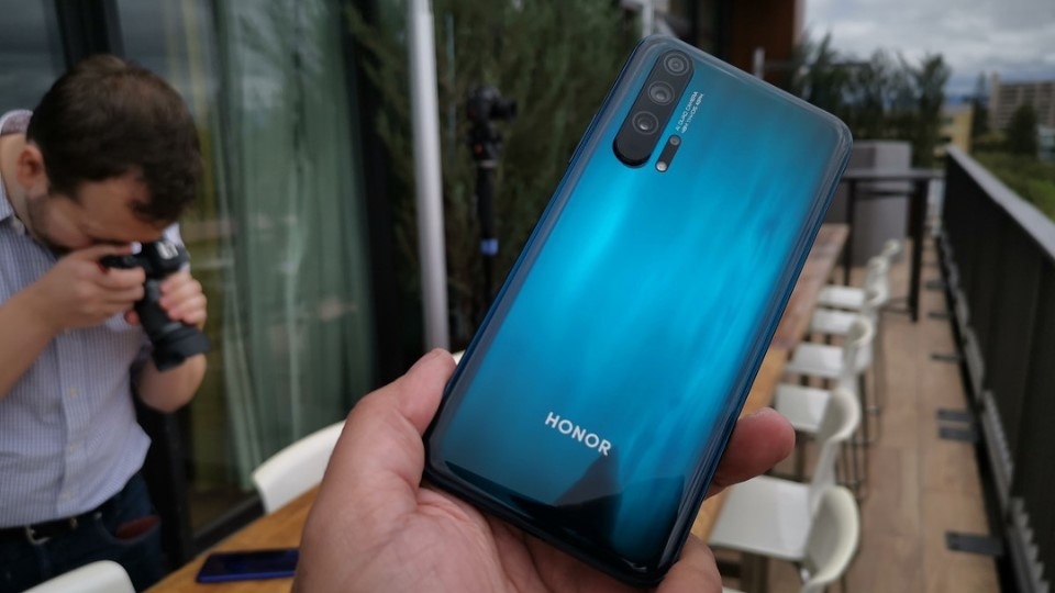 Điện thoại Honor 20 Pro