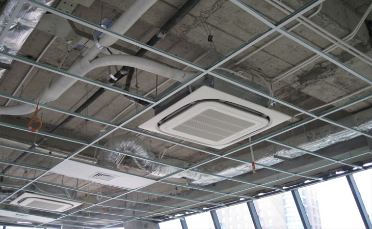 Phân biệt máy lạnh âm trần và máy lạnh âm trần nối ống gió: Lựa chọn nào phù hợp nhất với bạn? 2