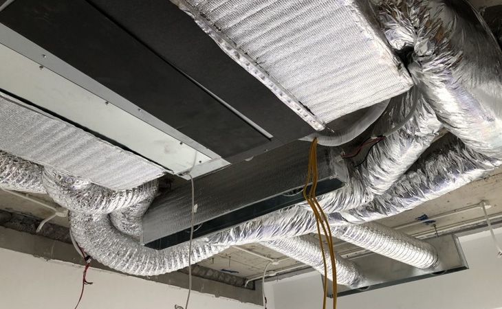 Phân biệt máy lạnh âm trần và máy lạnh âm trần nối ống gió: Lựa chọn nào phù hợp nhất với bạn? 3