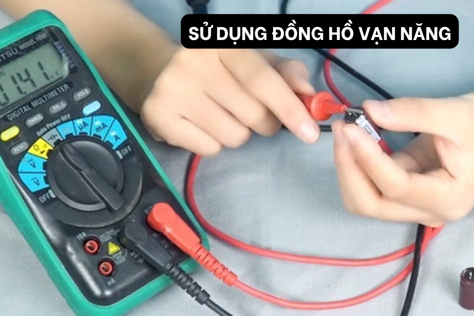 Dùng đồng hồ vạn năng