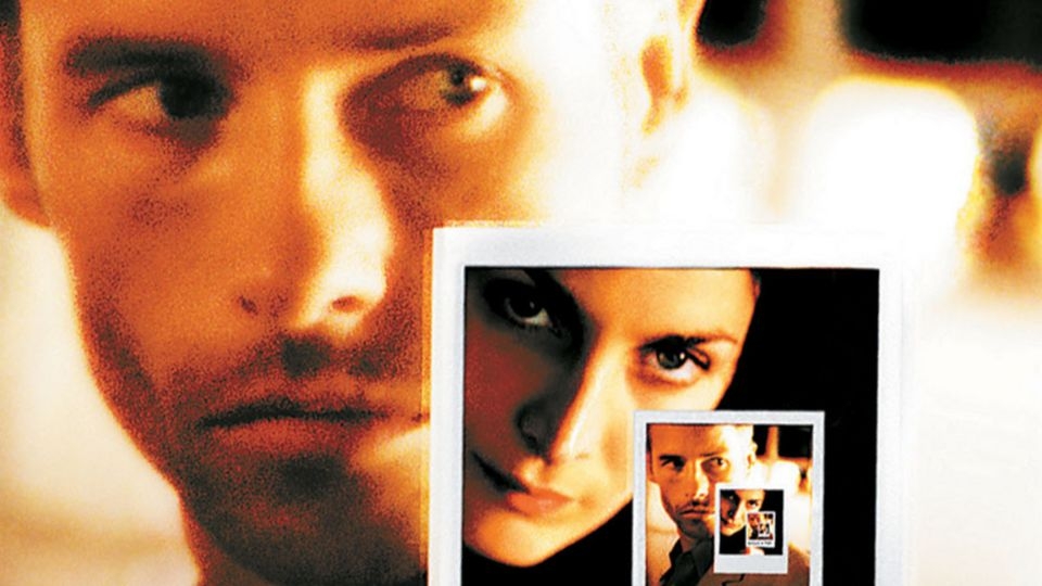Memento (2000)