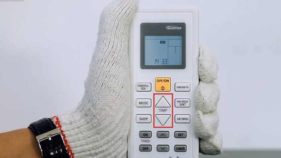 2 nút Temp có chức năng tăng giảm nhiệt độ