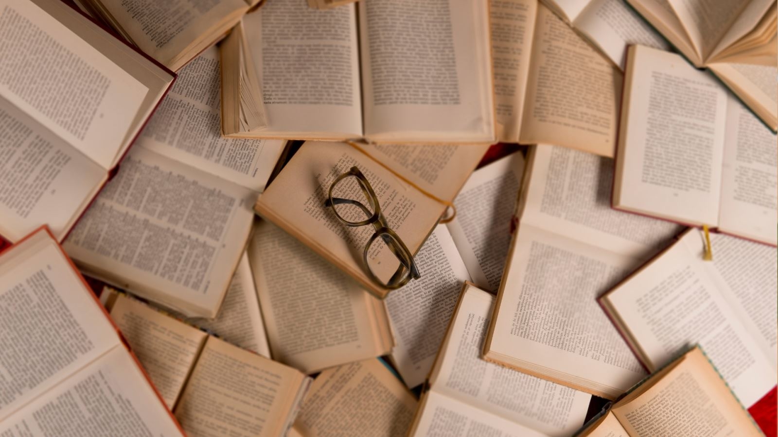 Hình nền PowerPoint phong cách cổ điển 2