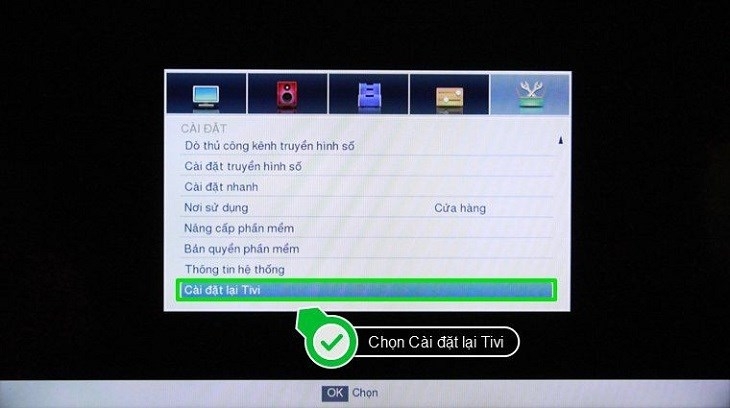 Chọn Cài đặt lại tivi ở mục cài đặt