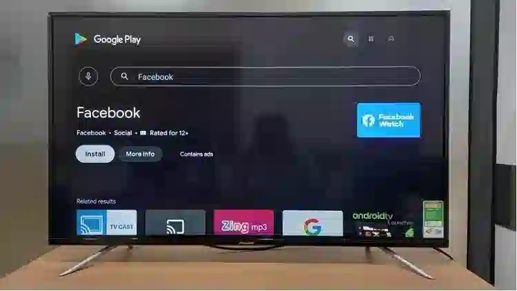 Tìm kiếm ứng dụng Facebook và tiến hành tải xuống