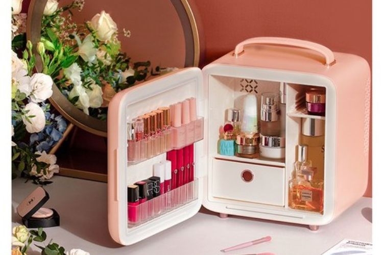 Tại sao nên sử dụng tủ lạnh mini để bảo quản mỹ phẩm?