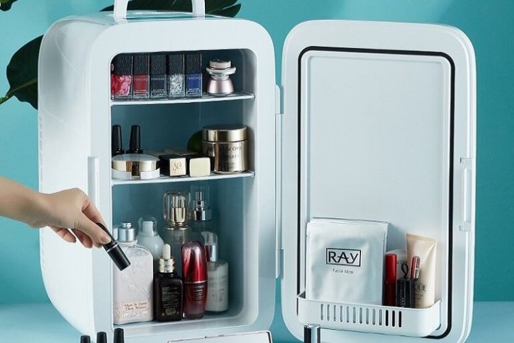 Tại sao nên sử dụng tủ lạnh mini để bảo quản mỹ phẩm? 1