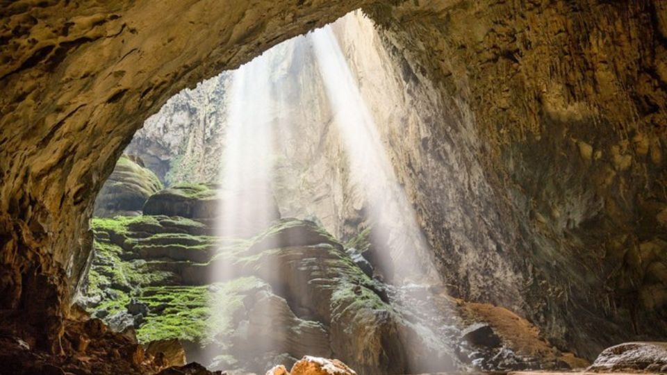 Hang động nào lớn nhất Châu Á?