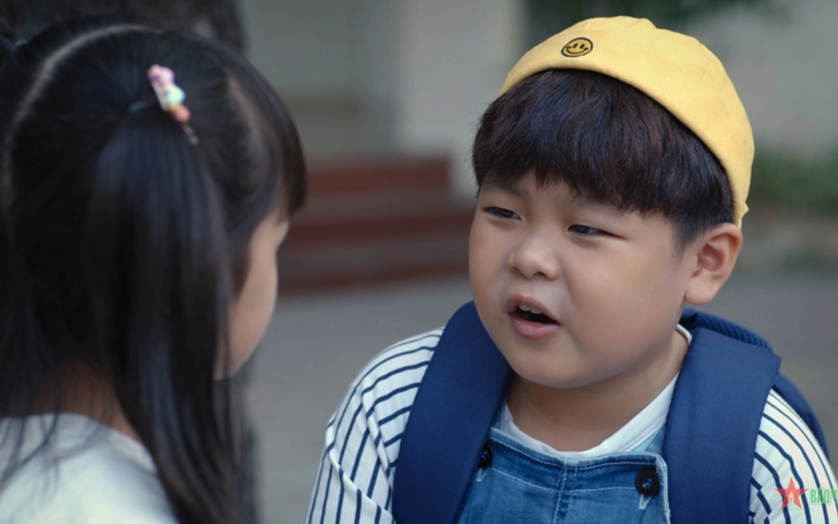 Phạm Tuấn Phong trong vai bé Voi (Nguyên Anh)
