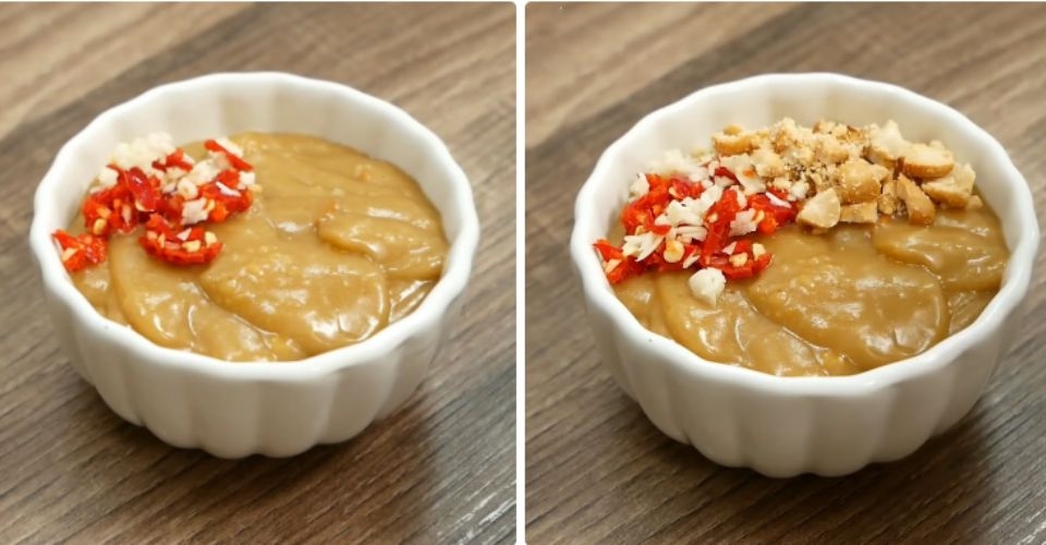 Nước chấm nem nướng được làm từ bột nếp đậu xanh có màu nâu sánh mịn