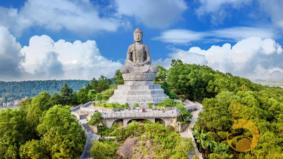Khám phá Chùa Phật Tích cổ kính và linh thiêng