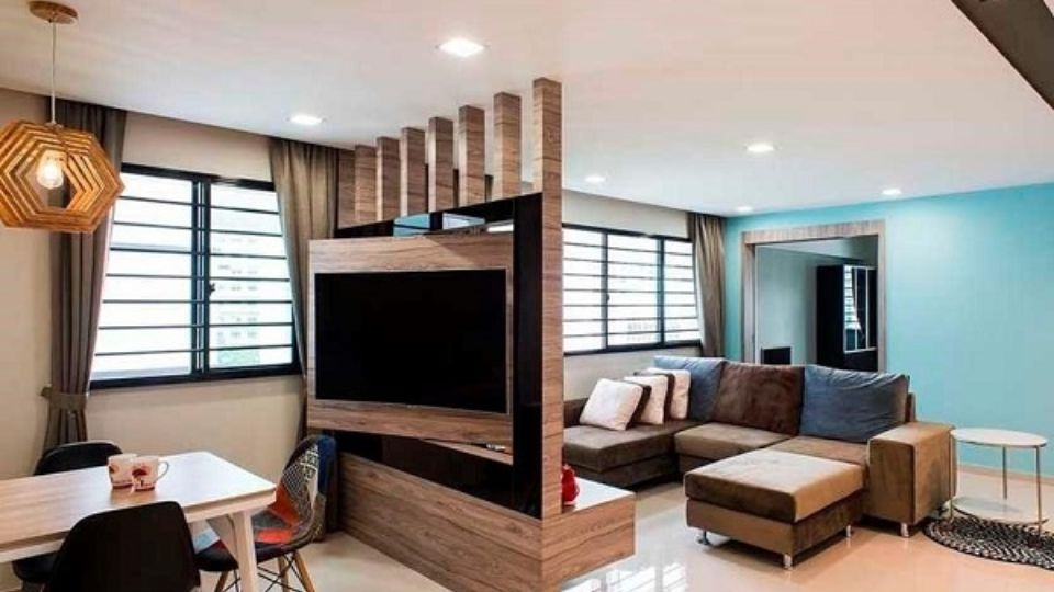 Mẫu kệ tivi xoay 360 độ