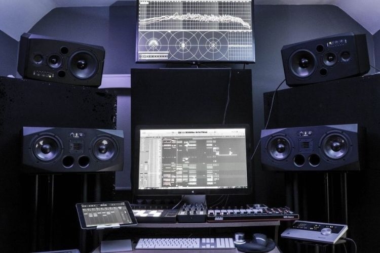 Điều chỉnh loa monitor giúp âm thanh hoàn hảo hơn