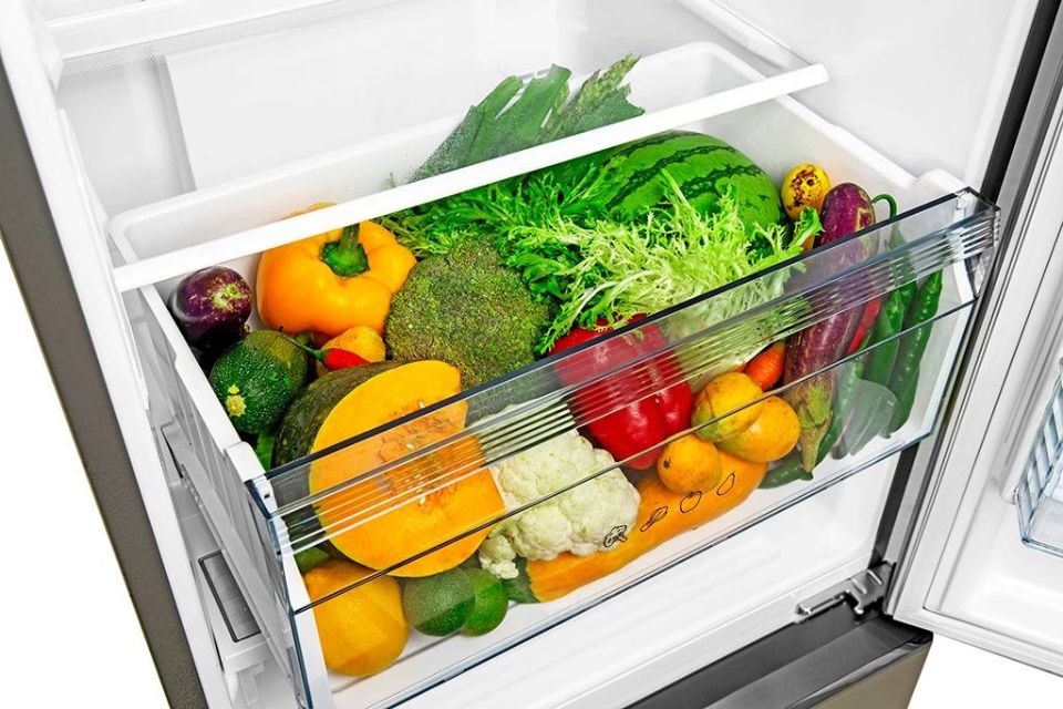 Review tủ lạnh Panasonic NR-BV280QSVN 7