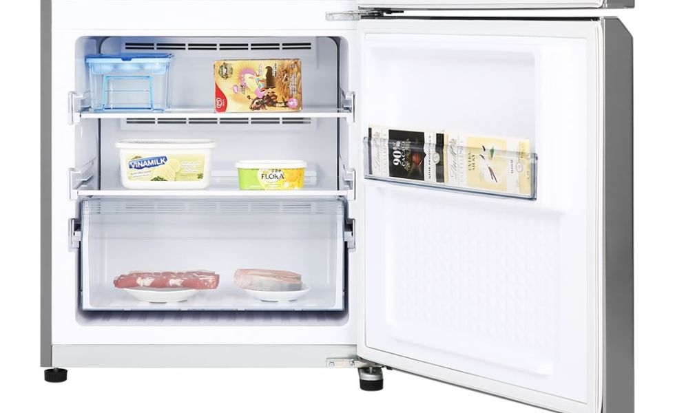 Ngăn đá tủ Panasonic NR-BC360QKVN