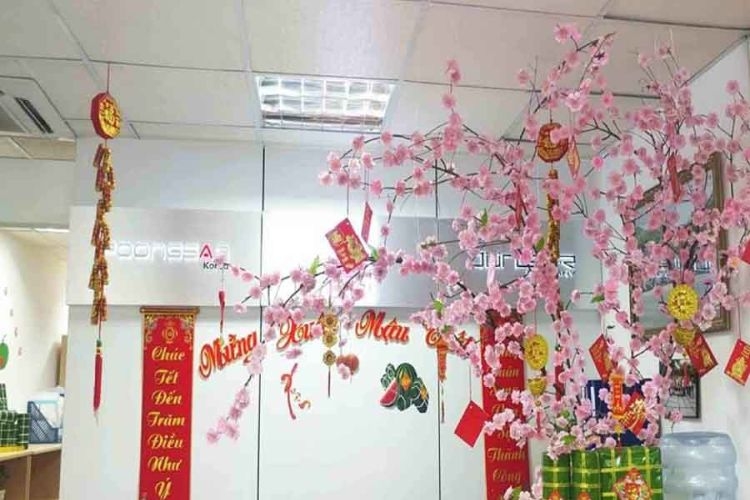 trang trí bằng phụ kiện tết