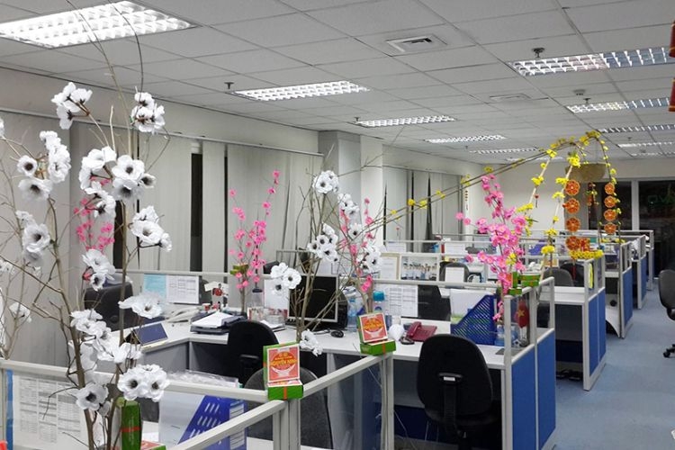 trang trí tết văn phòng