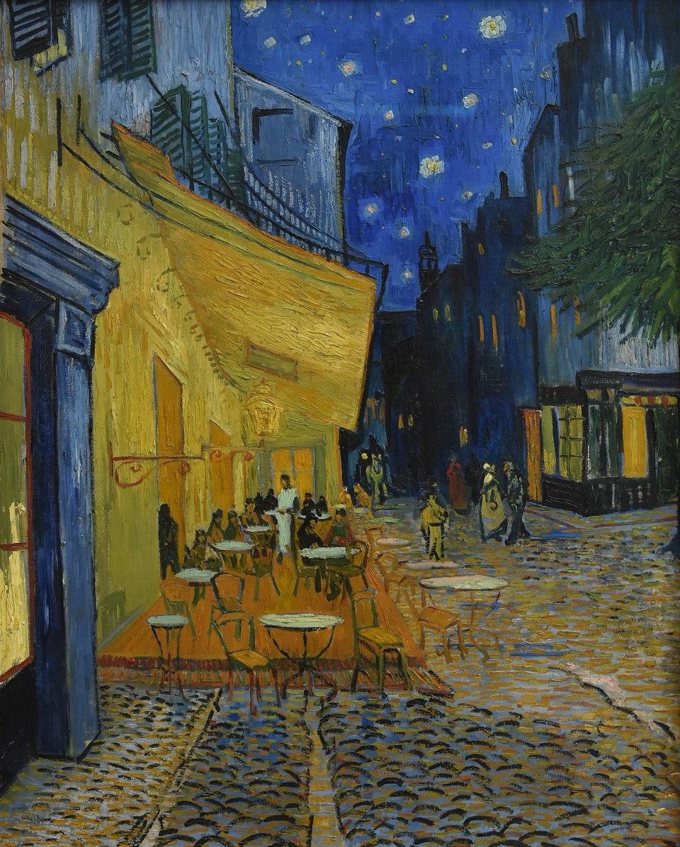 Quán cà phê ban đêm (tiếng Anh: Cafe Terrace at Night)