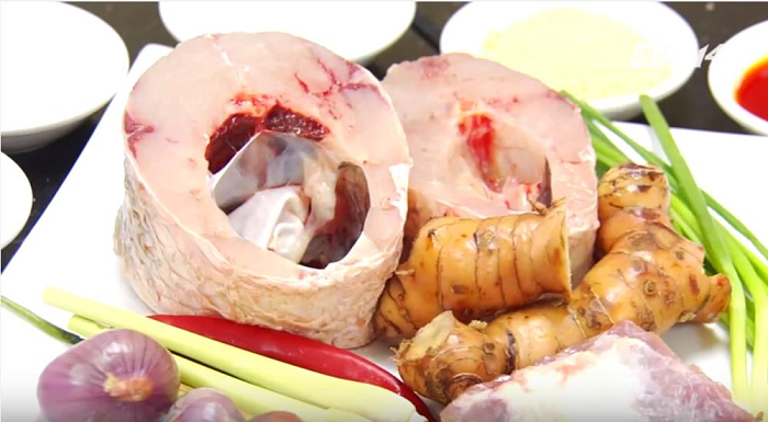 Kho cá bằng nồi cơm điện - ảnh 1