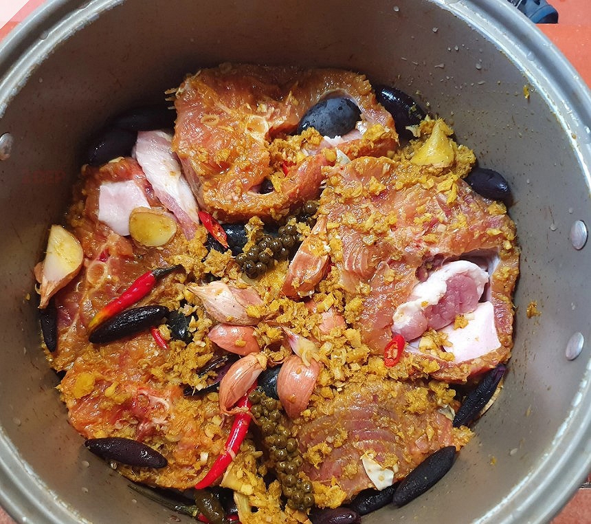 Kho cá bằng nồi cơm điện - ảnh 3
