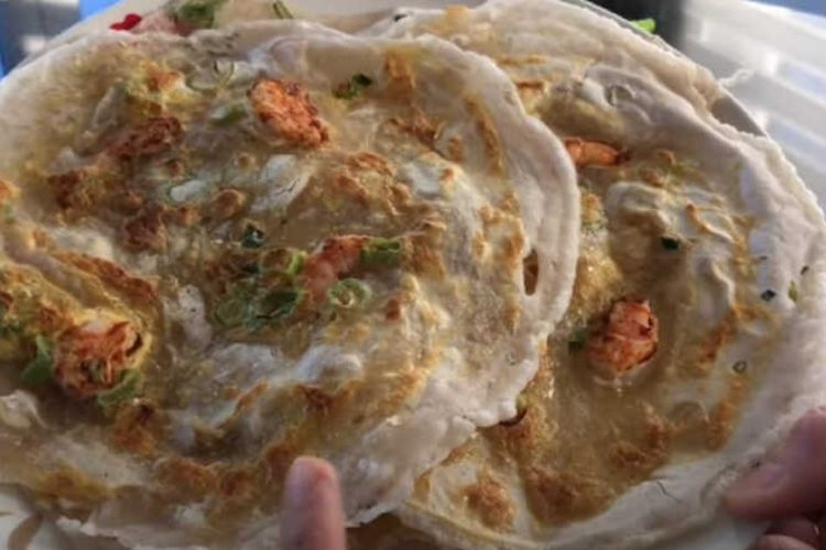 Bánh ép Huế không cần khuôn dẻo dai, thơm ngon cực kỳ