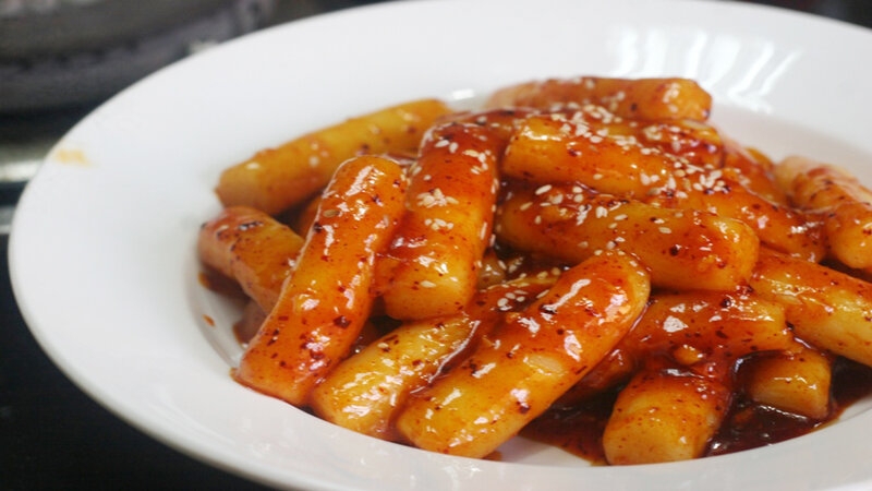 Tokbokki bao nhiêu calo? Đối với tokbokki truyền thống sẽ có khoảng 1080 calo