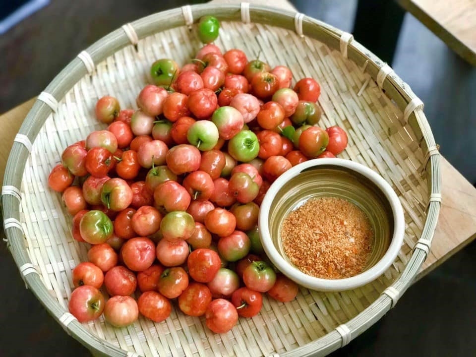 sơ ri bao nhiêu calo - Hình 1