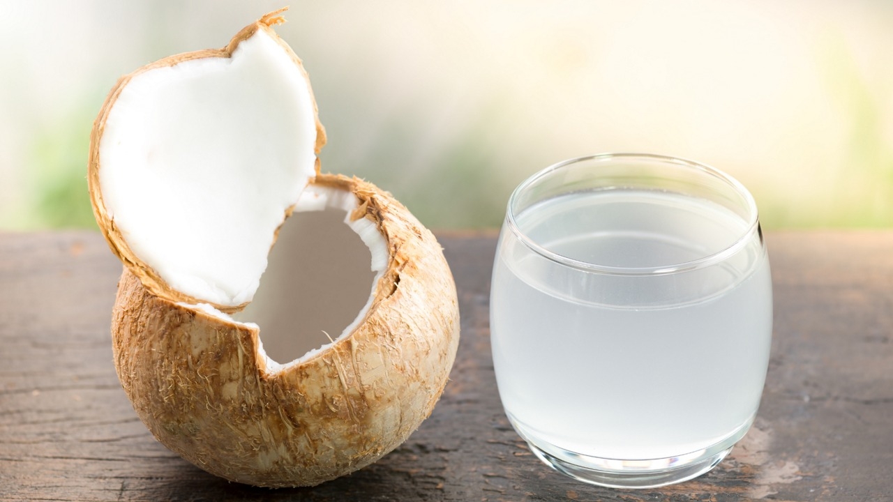 Nên uống nước dừa khi nào?