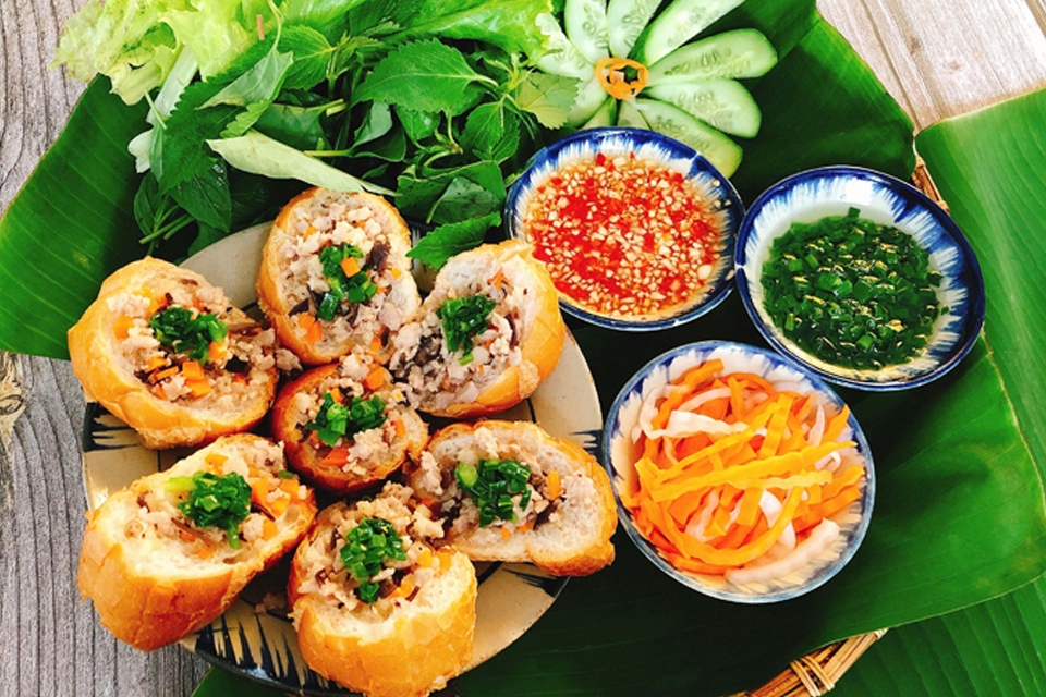 Lưu ý khi làm bánh mì hấp.
