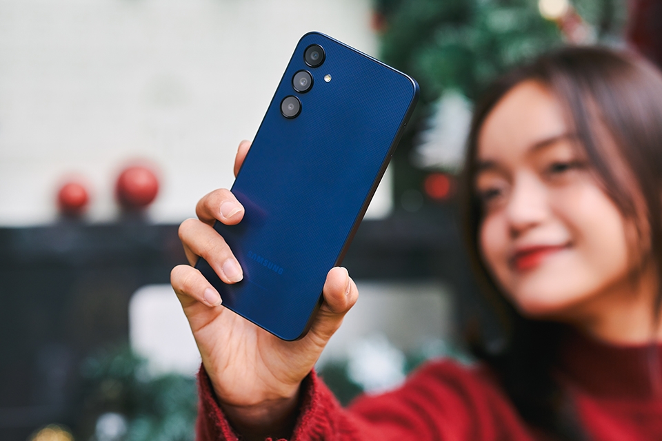 Tặng gì cho bản thân khi một năm sắp qua đi? Samsung Galaxy A15|A25 sẽ là lựa chọn hoàn hảo 12