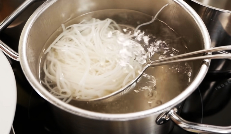 cách nấu hủ tiếu bò kho 7