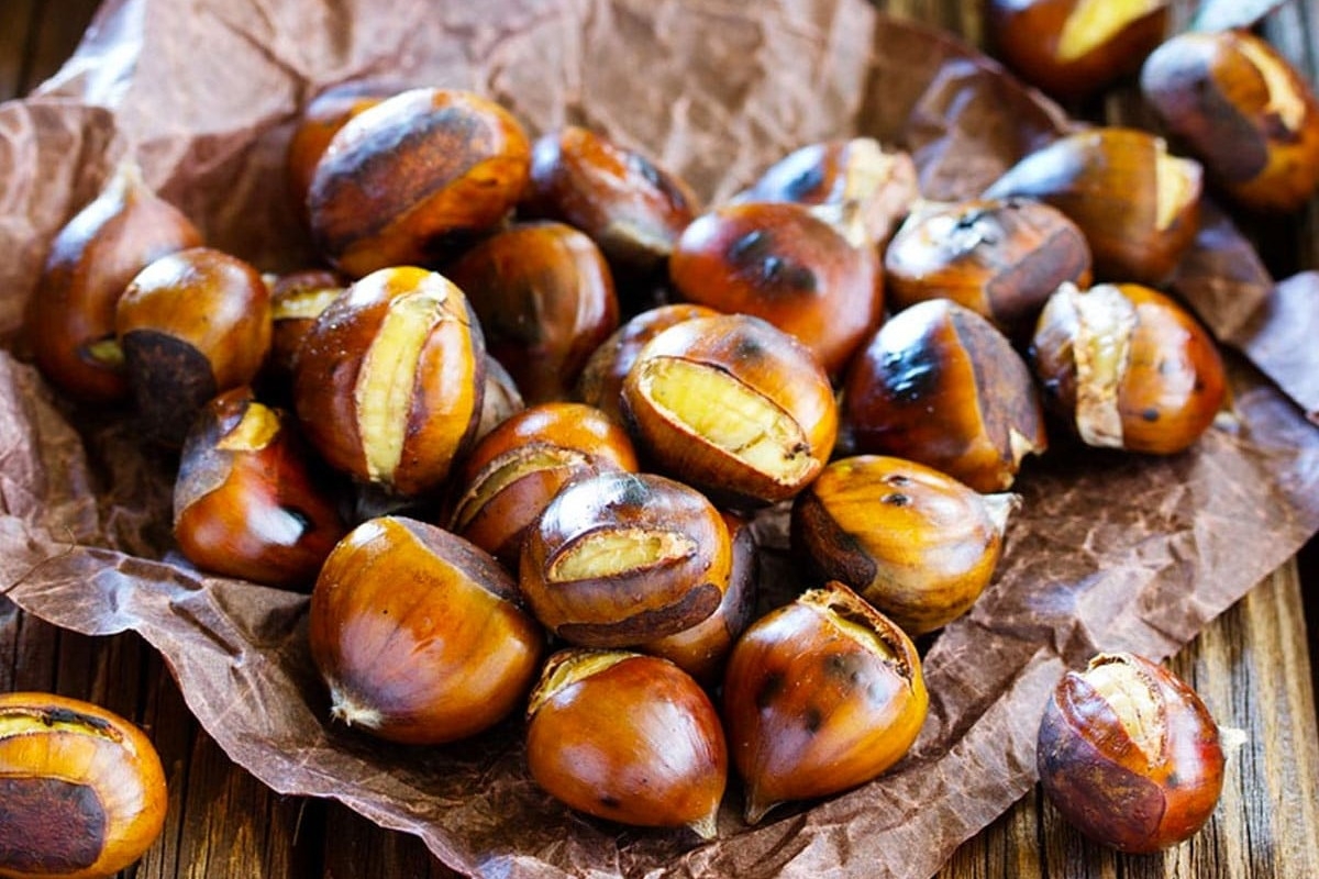 Hạt dẻ bao nhiêu calo? Nhìn chung lượng calo trong hạt dẻ không quá cao