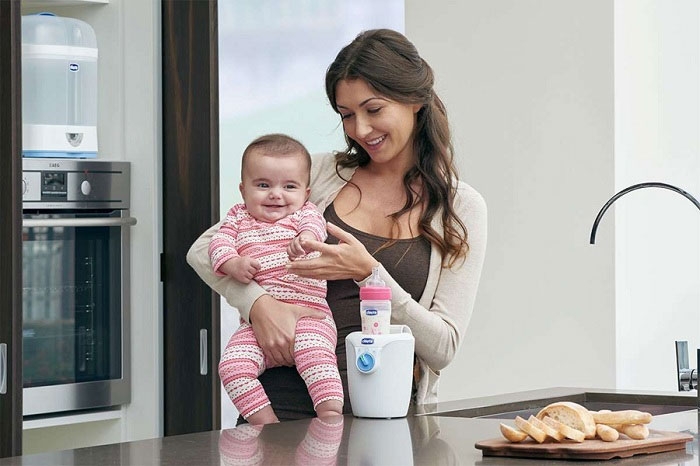 Chọn mua máy hâm sữa sẽ giúp bạn rảnh tay để làm nhiều công việc khác