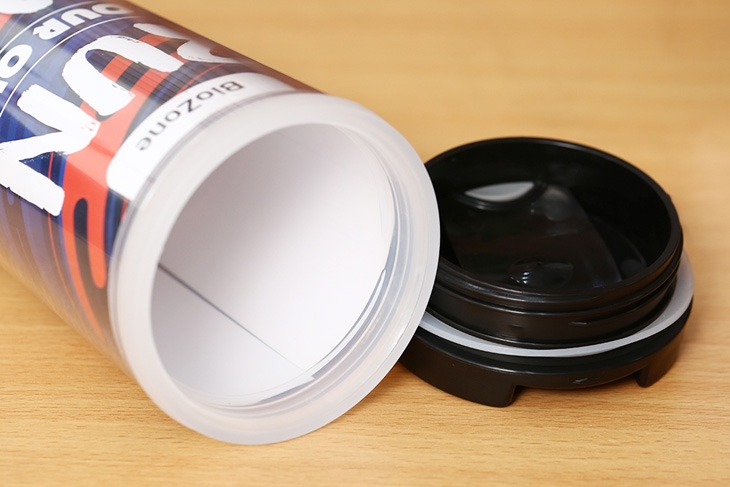 Bình giữ nhiệt làm bằng chất liệu gì? So sánh chất liệu bình giữ nhiệt: Inox, nhựa và thủy tinh 2