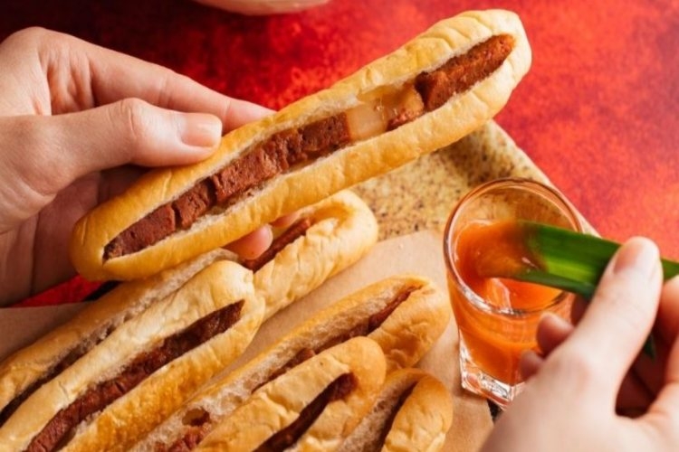 Cách làm bánh mì que giòn rụm, thơm ngon và bổ dưỡng cho gia đình