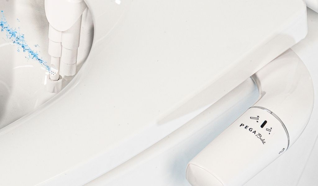 Vòi xịt vệ sinh thông minh là gì, đặc điểm nổi bật? Lý do tại sao nên mua thiết bị này 4