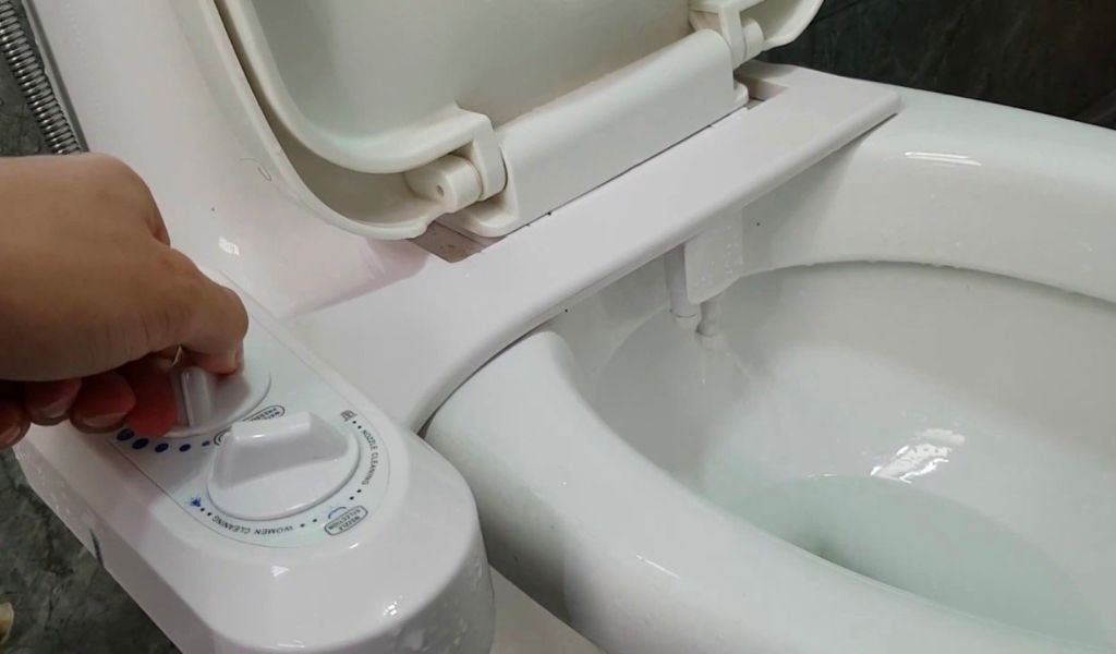 Vòi xịt vệ sinh thông minh là gì, đặc điểm nổi bật? Lý do tại sao nên mua thiết bị này 5