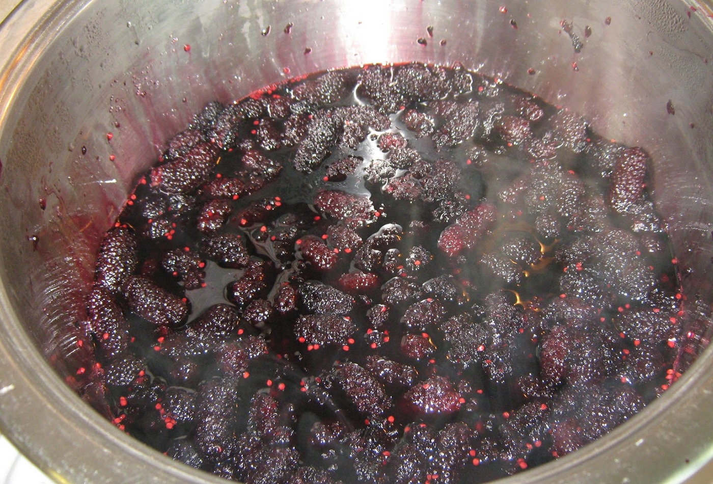 Mứt dâu tằm sánh ngon chuẩn vị nhưng lại cực kì đơn giản, dễ làm ngay tại nhà 8