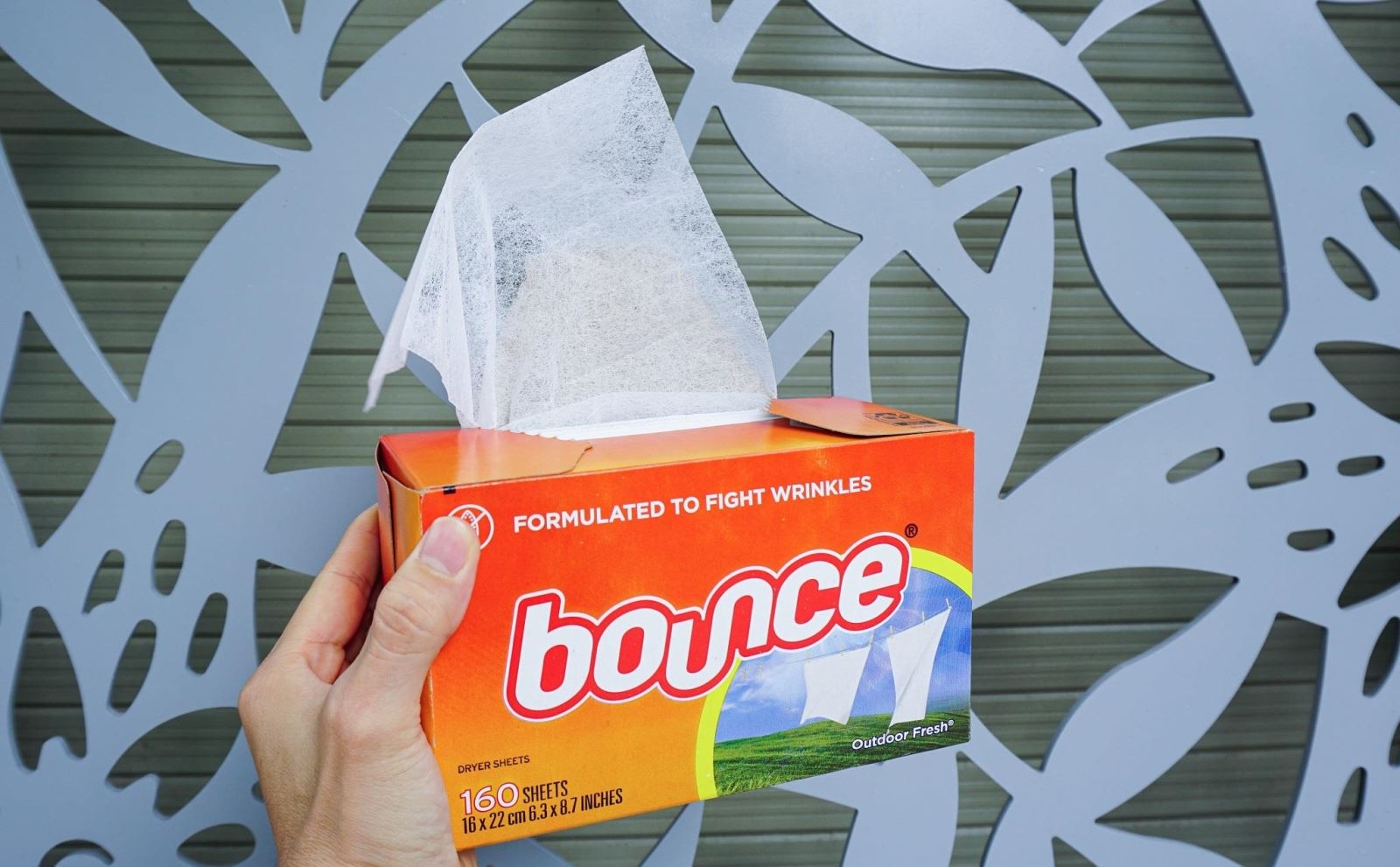 cách dùng giấy thơm cho máy sấy 1