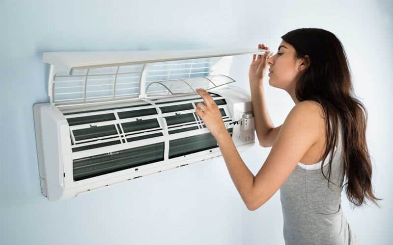 vệ sinh máy lạnh thường xuyên